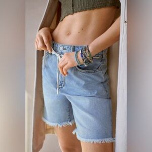 Pilcro Anthropologie Cinched Bermuda Denim Shorts Raw Hem Size 26